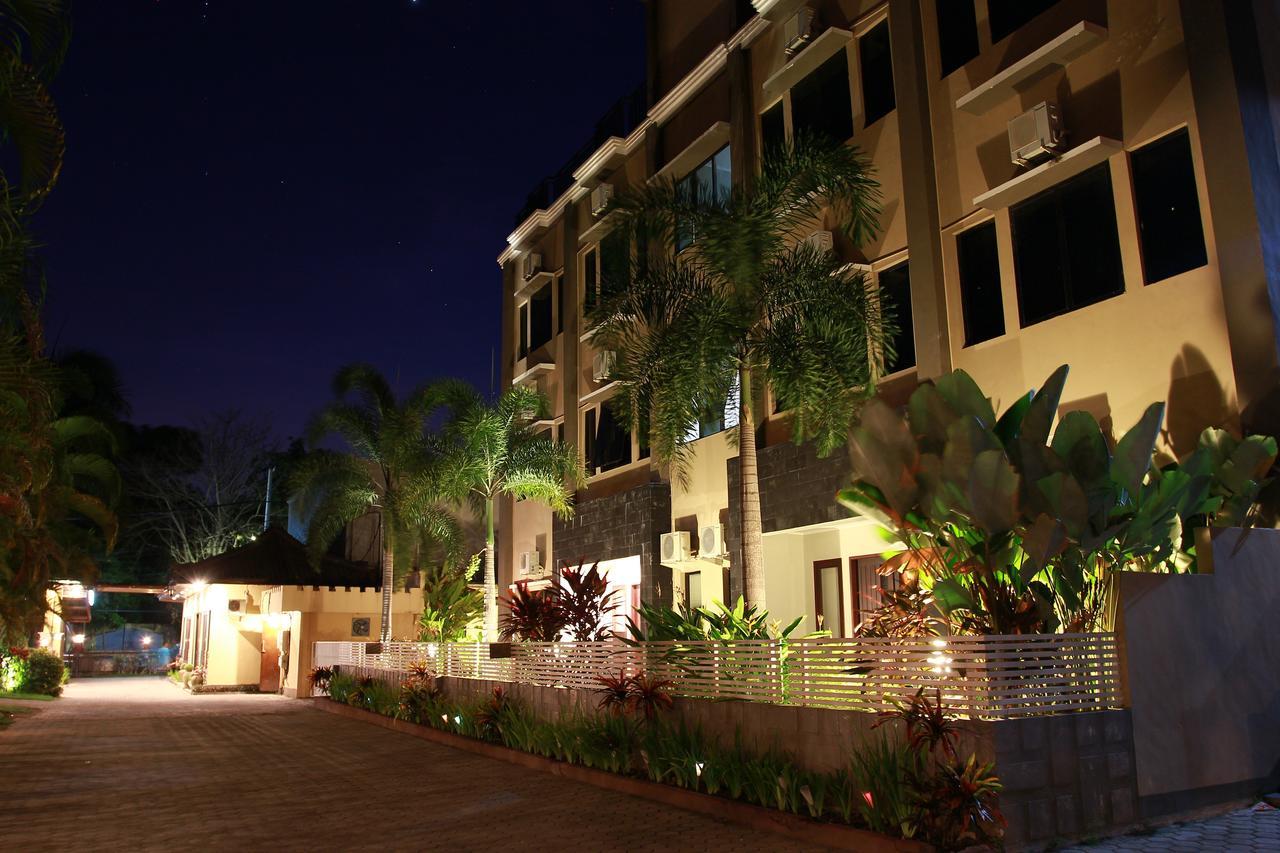 Mangsit Puri Senggigi Hotel מראה חיצוני תמונה