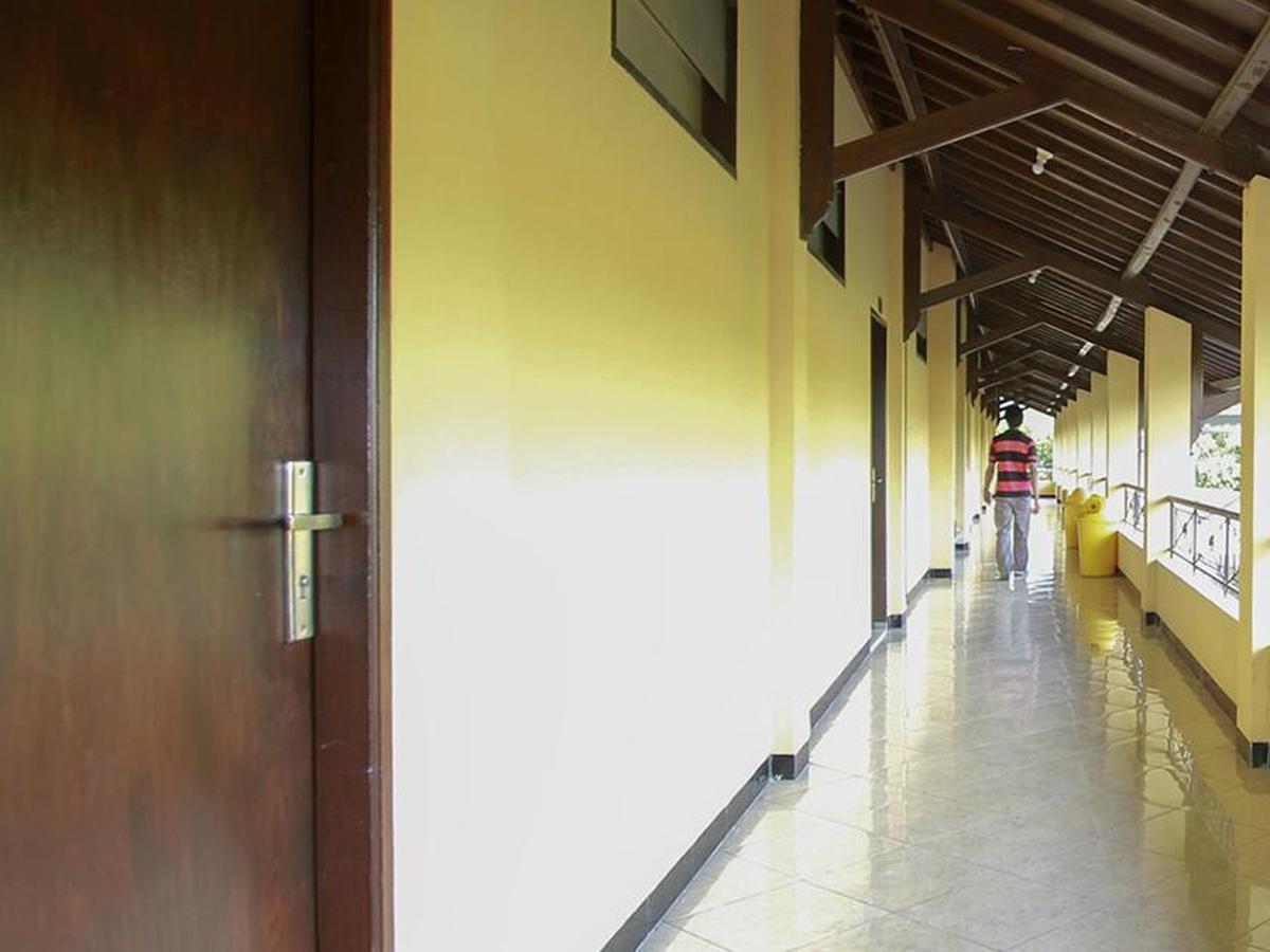 Mangsit Puri Senggigi Hotel מראה חיצוני תמונה