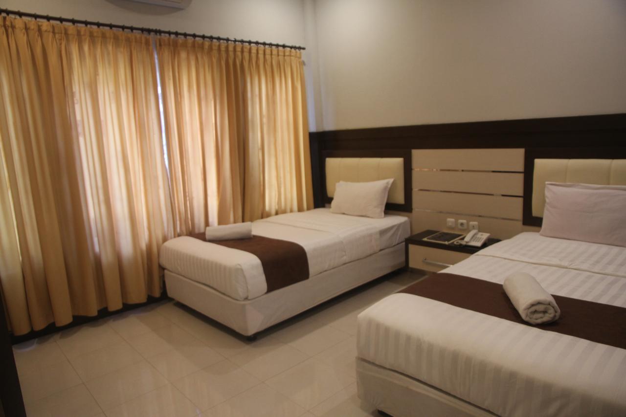 Mangsit Puri Senggigi Hotel מראה חיצוני תמונה